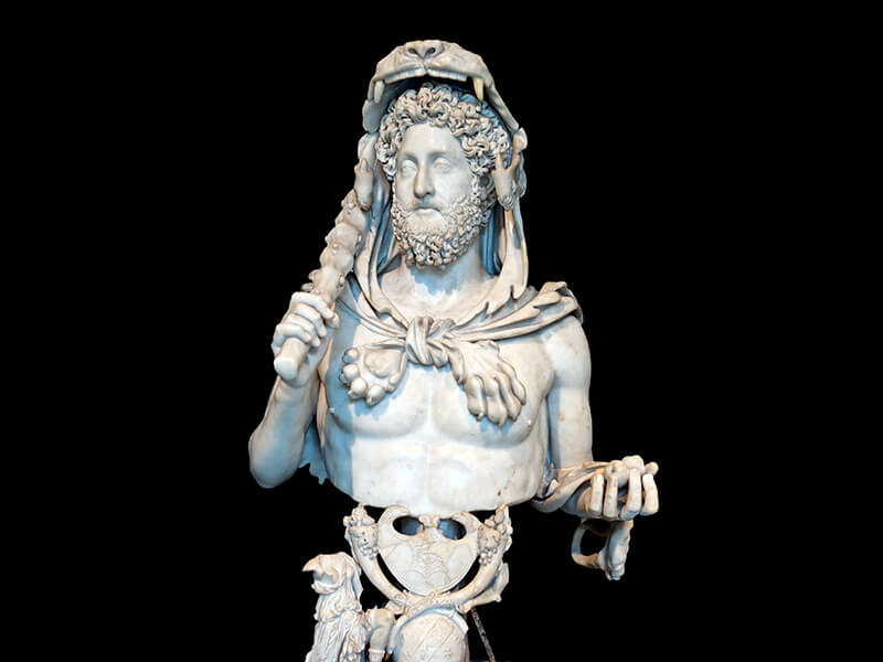 ヘラクレス姿のコンモドゥスの像